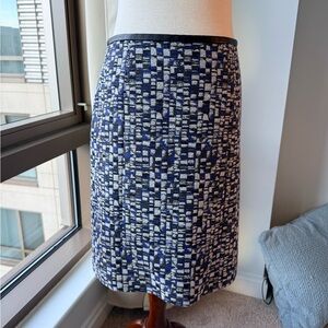 Hugo Boss Elegant Blue and White Patterned Skirt